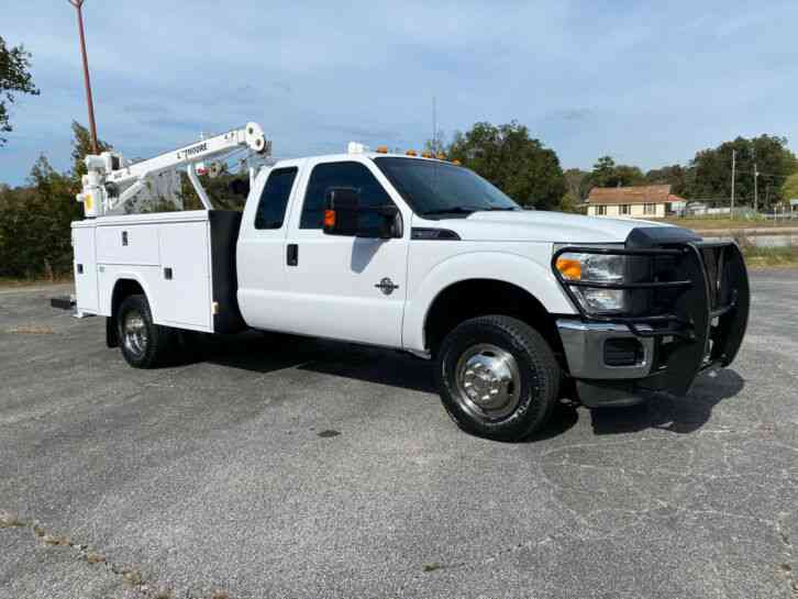 FORD F350 4X4 MECHANICS TRUCK SERVICE TRUCK CRANE COMPRESSOR LOW MILES (2013)