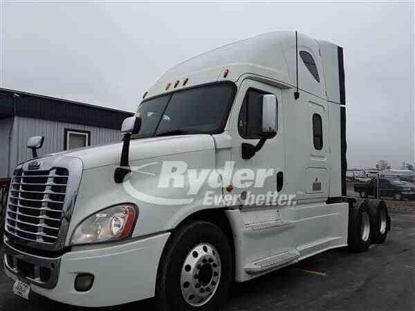 FREIGHTLINER CASCADIA 125 -- (2013)