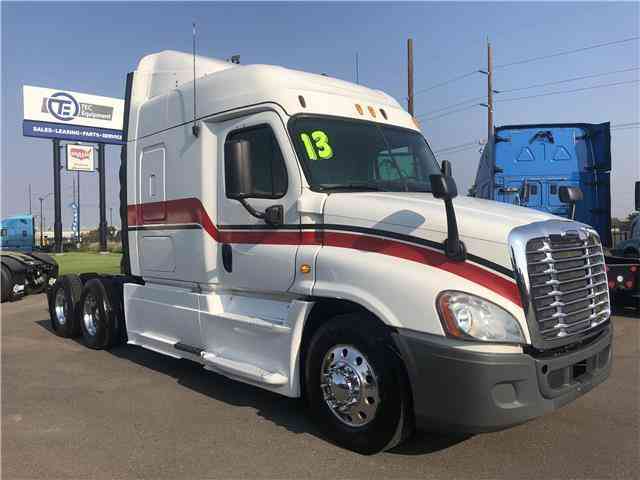 Freightliner Cascadia 125 -- (2013)