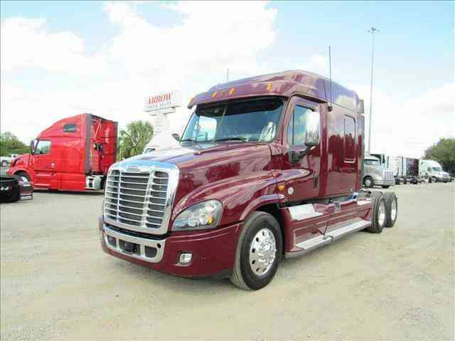 Freightliner CASCADIA -- (2013)