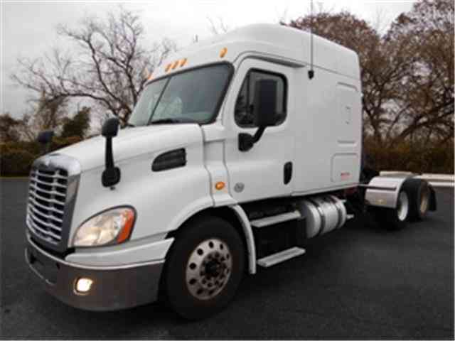 Freightliner CASCADIA -- (2013)