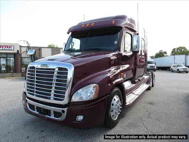 Freightliner CASCADIA -- (2013)