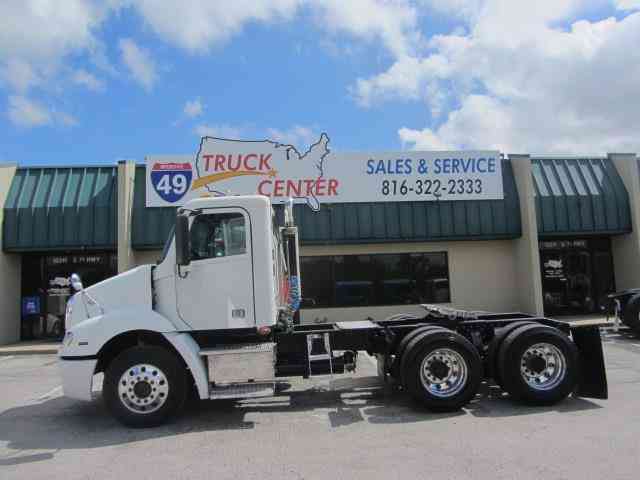 Freightliner Columbia -- (2013)