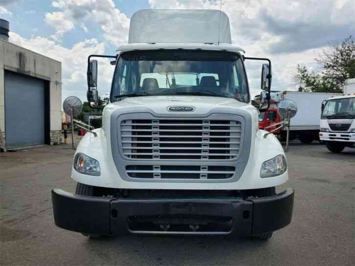 FREIGHTLINER Conventional - Day Cab, Tractor (2013)