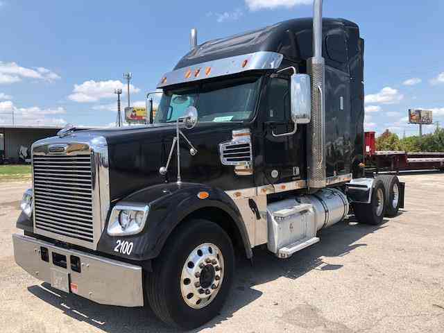 Freightliner Coronado -- (2013)