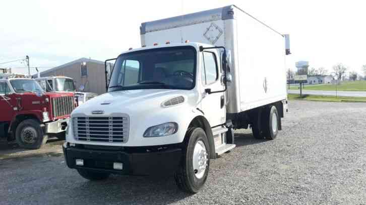 Freightliner M2106 18' Box Truck (2013)