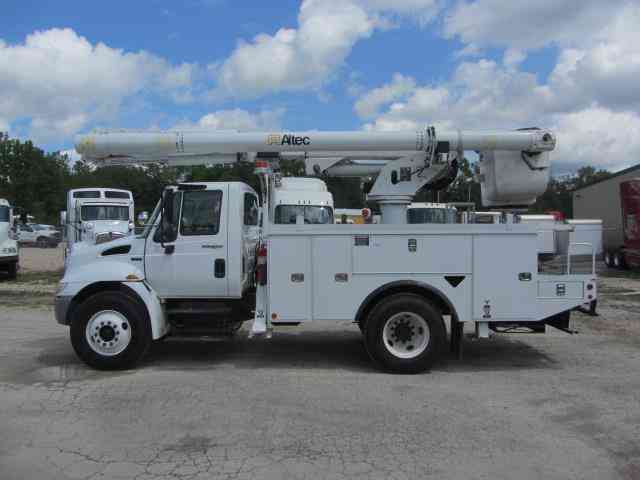 International 4300 -- (2013)