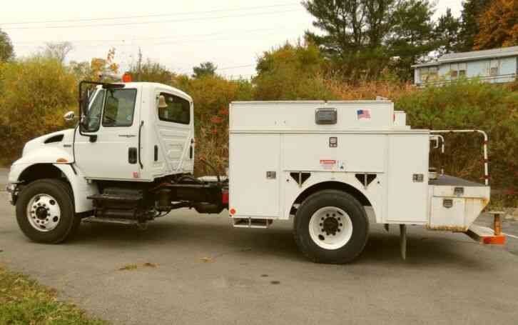 International 4400 (2013)