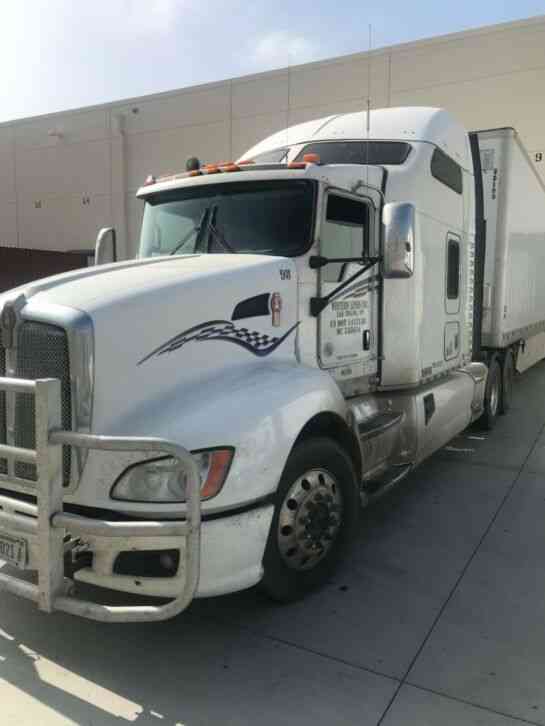 Kenworth T660 2013 Sleeper Semi Trucks