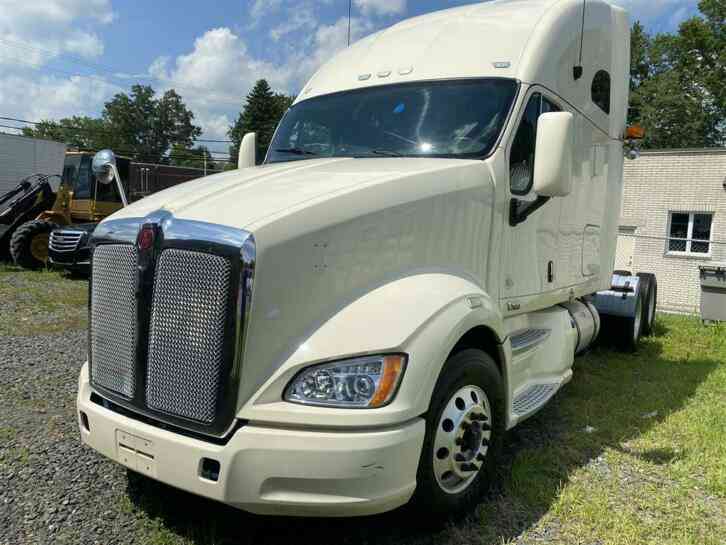 Kenworth T700 (2013)