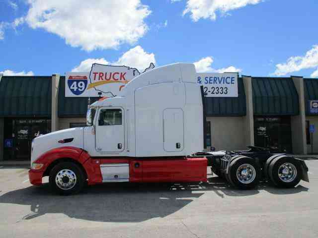 Peterbilt 386 -- (2013)