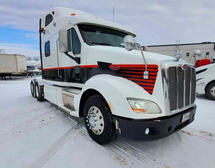 Peterbilt 587 (2013)