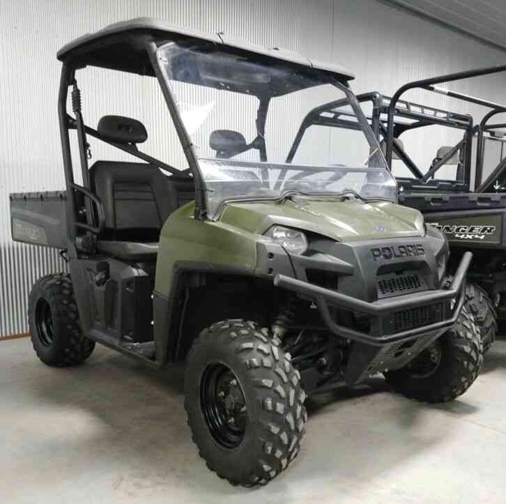 Polaris Ranger® 800 EFI -- (2013)
