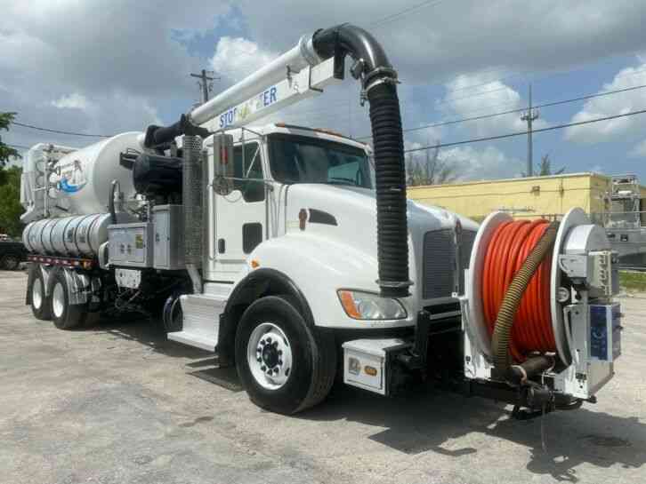 VACTOR VAC-CON VACUUM TRUCK HYDRO EXCAVATOR JETTER SEWER RODDER TRUCK (2013)