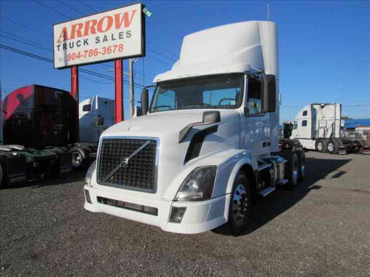 Volvo VNL300 -- (2013)