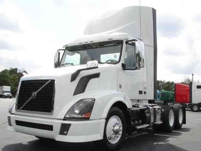 Volvo VNL300 -- (2013)