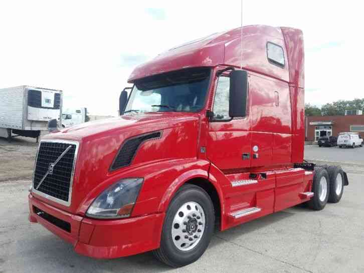 Volvo VNL64T670 -- (2013)