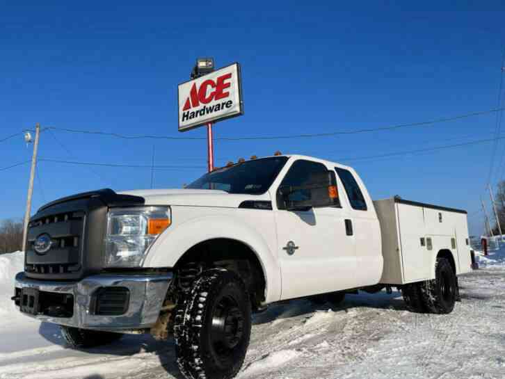 F350SD 4X4 6. 7 LTR DIESEL/AUTO 4 DOOR 9FTLIKENEW MECHANICS BODY IN OHIO (2013FORD)