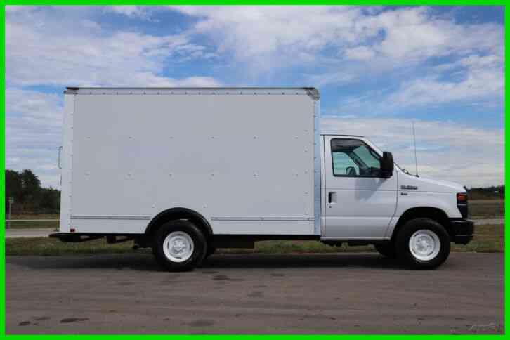 Ford E-350 12ft Box Truck - Liquidation Sale! (2014)