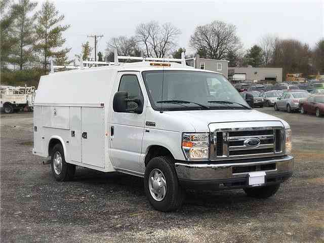 Ford E-350 -- (2014)