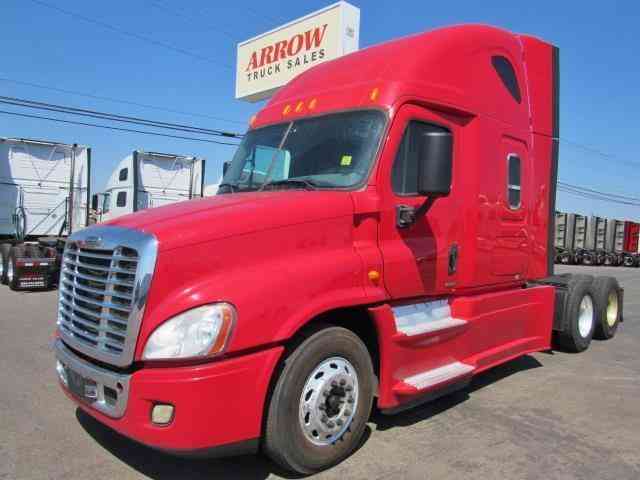 Freightliner CASCADEVO -- (2014)