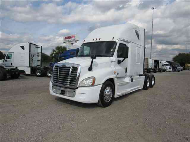 Freightliner CASCADEVO -- (2014)