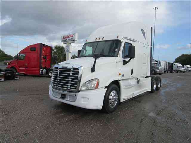 Freightliner CASCADEVO -- (2014)