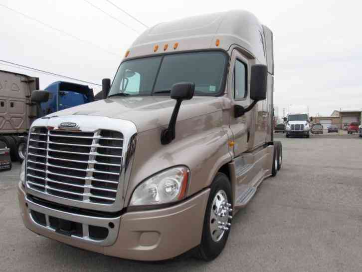 Freightliner CASCADEVO -- (2014)