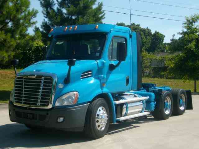 Freightliner CASCADIA -- (2014)