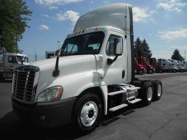 Freightliner CASCADIA -- (2014)