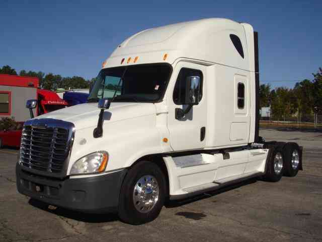 Freightliner CASCADIA -- (2014)