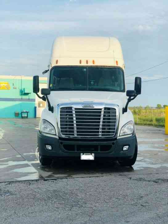 Freightliner CASCADIA (2014)