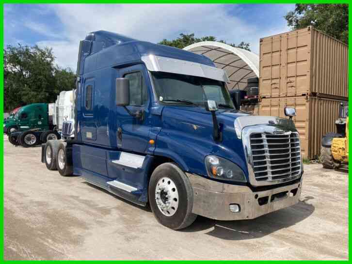 Freightliner cascadia Used Mid ROOF XT (2014)