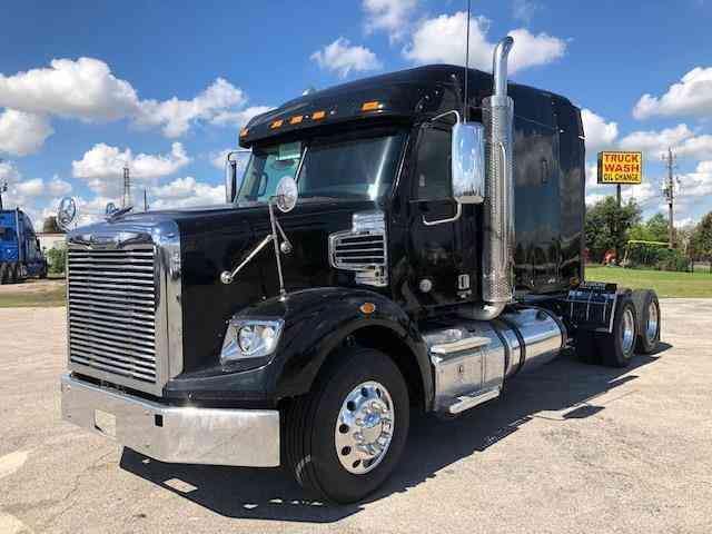 Freightliner Coronado -- (2014)