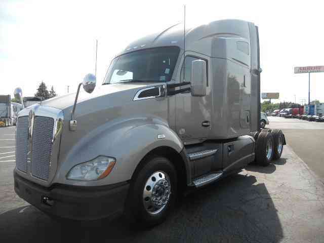 Kenworth T680 -- (2014)