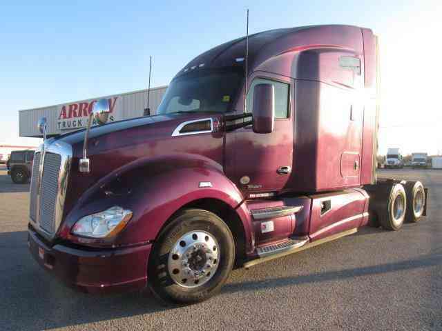 Kenworth T680 -- (2014)