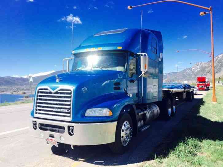 Mack Pinnacle CXU (2014)