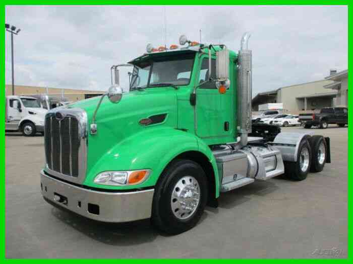 Peterbilt 384 (2014)