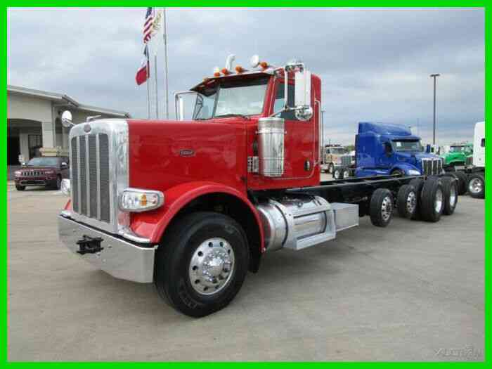 Peterbilt 388 (2014)