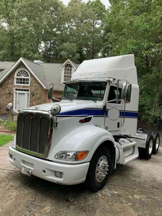 Peterbilt 384 (2014)