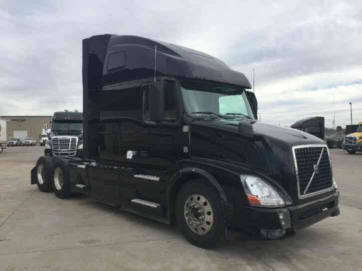 Volvo VNL62670 (2014)