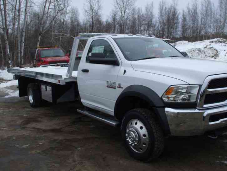 Dodge Ram 5500 4x4 Car Carrier (2015)