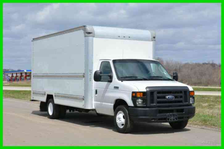 Ford E-350 (2015)