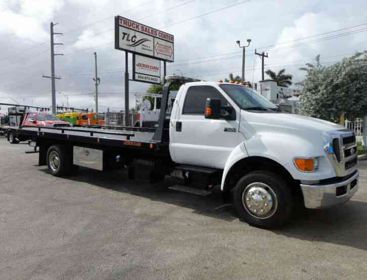 Ford F650 21FT JERRDAN ROLLBACK TOW TRUCK. . (2015)