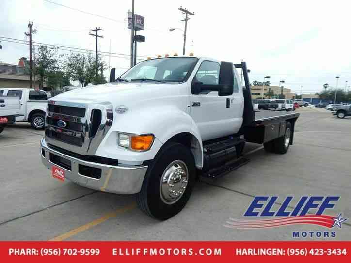 Ford F-750 XLT (2015)