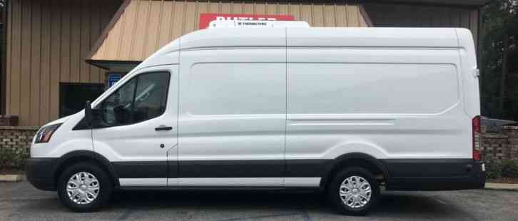 Ford Transit T-350 Refrigeration Box Truck (2015)