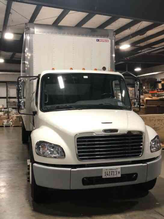 Freightliner M2106 (2015)