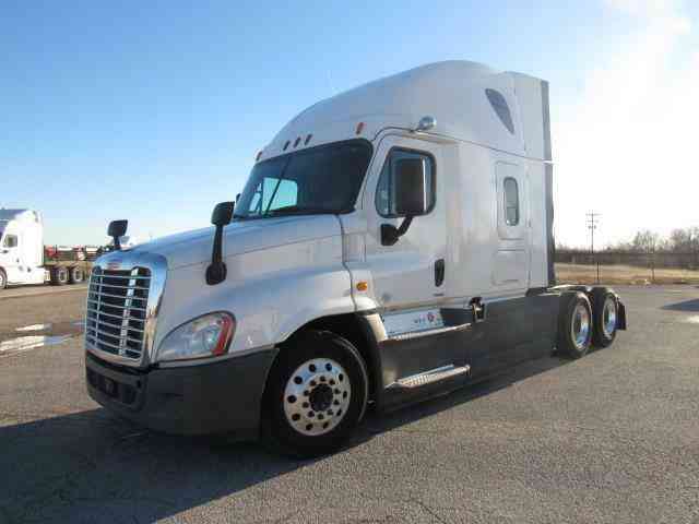 Freightliner CASCADEVO -- (2015)