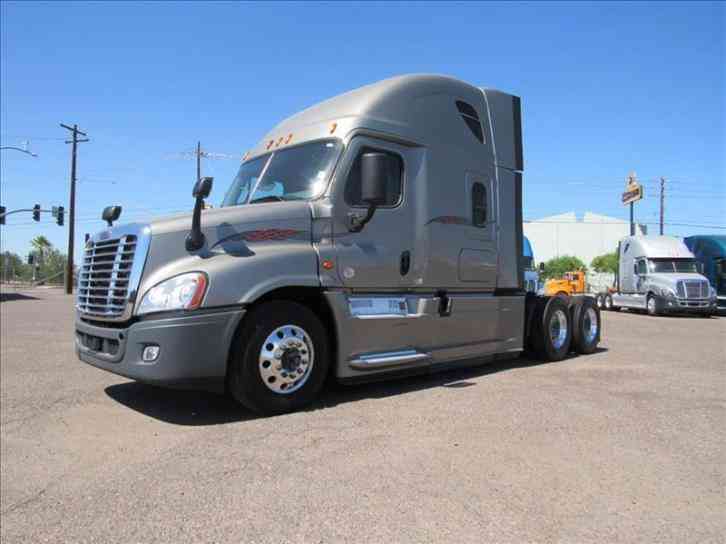 Freightliner CASCADEVO -- (2015)