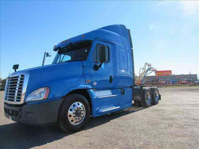 Freightliner CASCADIA -- (2015)